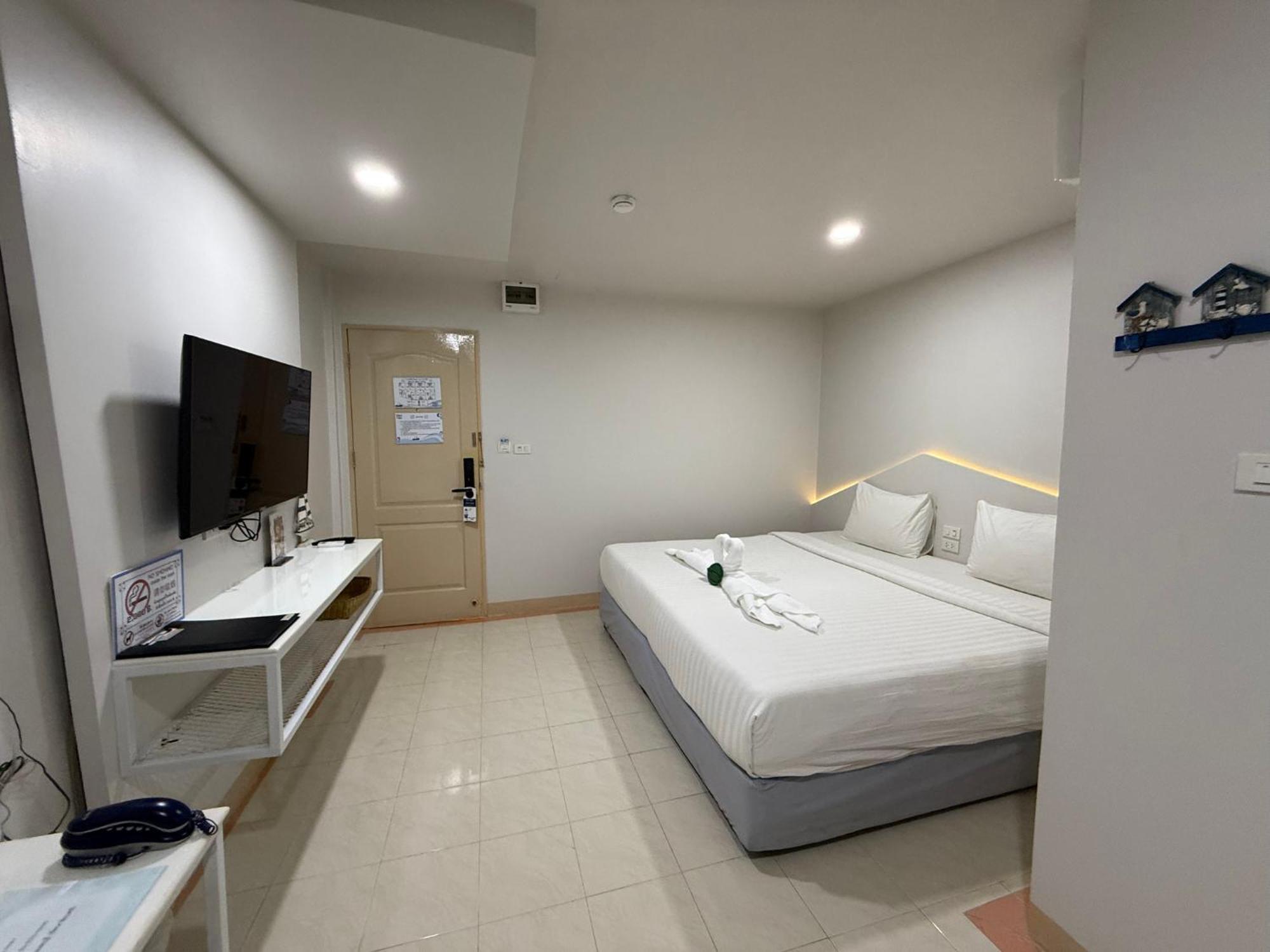 Bed By Boat @Nonthaburi Pier Aparthotel Luaran gambar